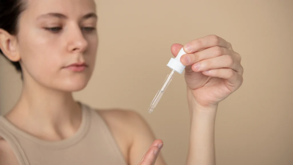 Face Serum – A Boost for Tired Skin fathma skincare & beauty products from nature blog post 2 image