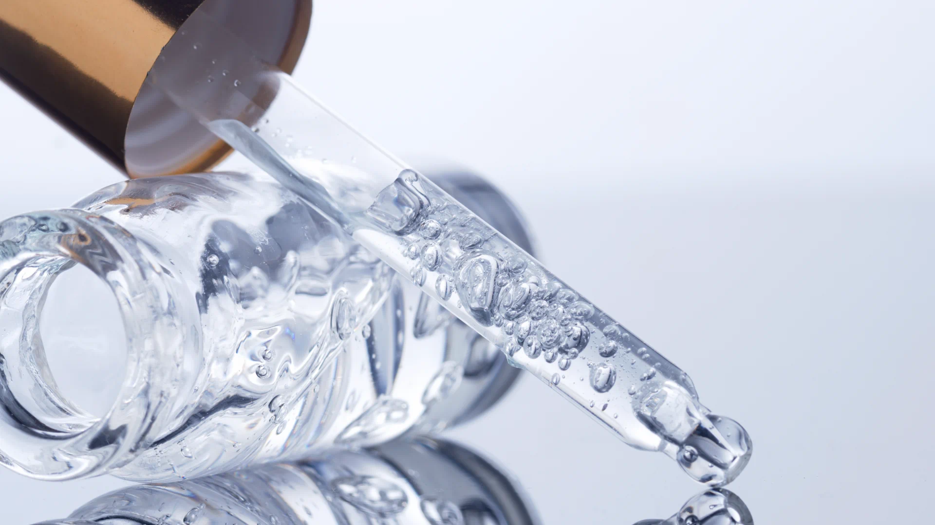 Face Serum – A Boost for Tired Skin Fathma skincare & beauty products from nature blog 2 images